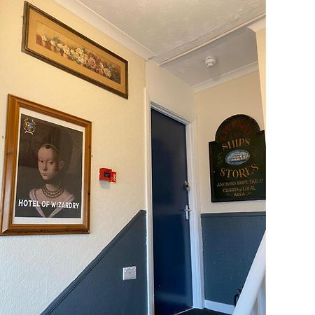 Hotel Of Wizardry Great Yarmouth Extérieur photo